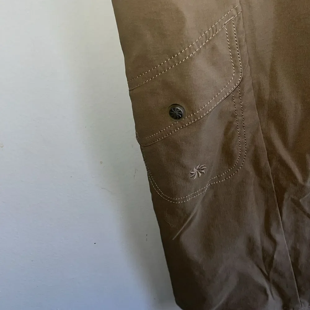 EXCELLENT CONDITION WOMEN’S SIZE 2 ATHLETA LOW RISE DIPPER CARGO BOOTCUT PANTS